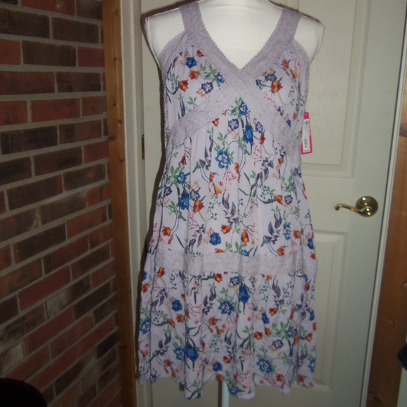 Xhilaration Dresses & Skirts - Xhilaration Babydoll Shift Dress L